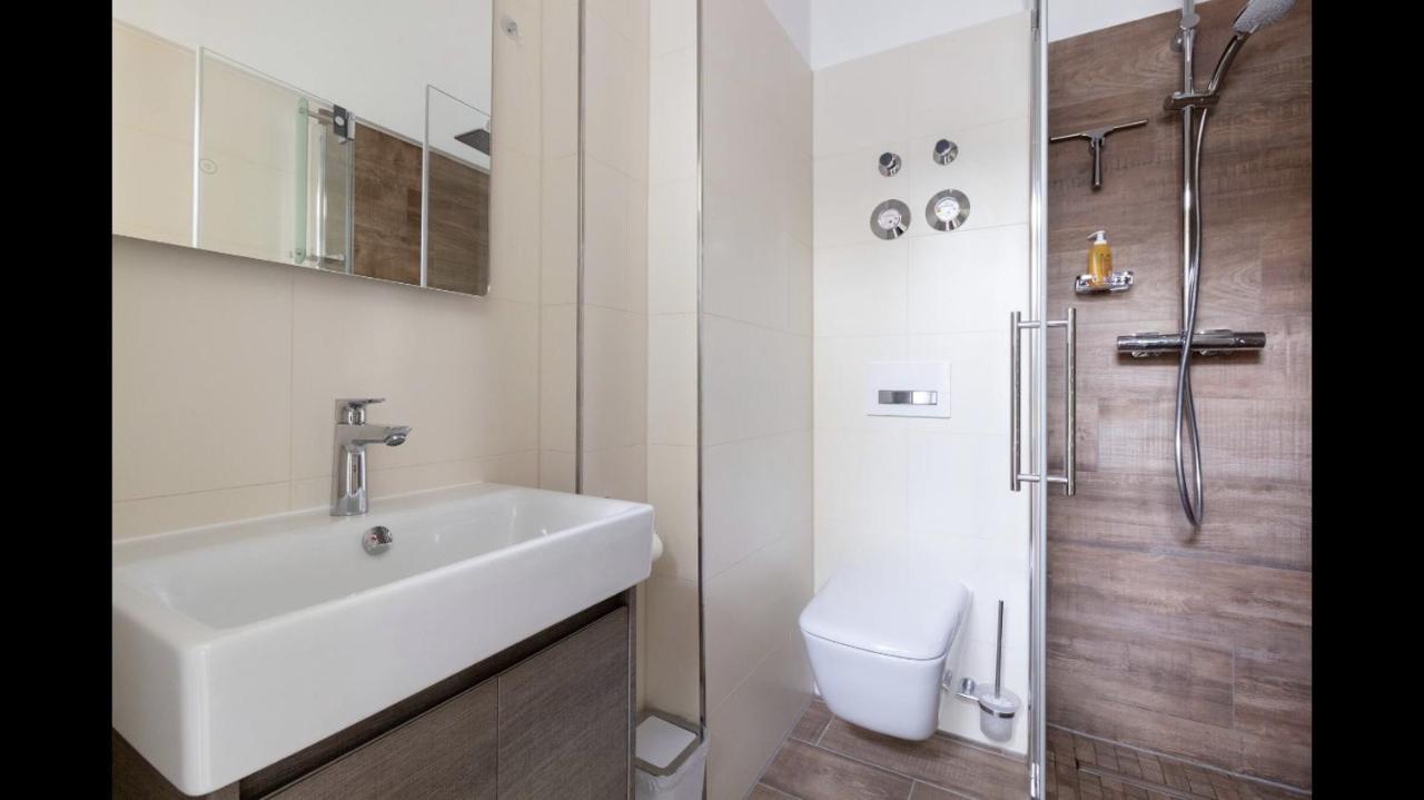 Appartment Im Villenviertel Jena Esterno foto