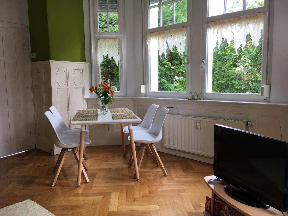 Appartment Im Villenviertel Jena Esterno foto