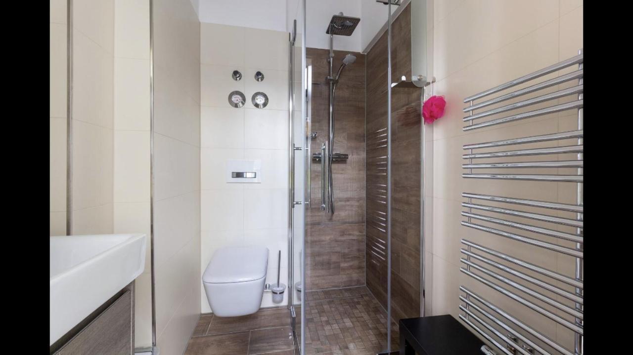 Appartment Im Villenviertel Jena Esterno foto